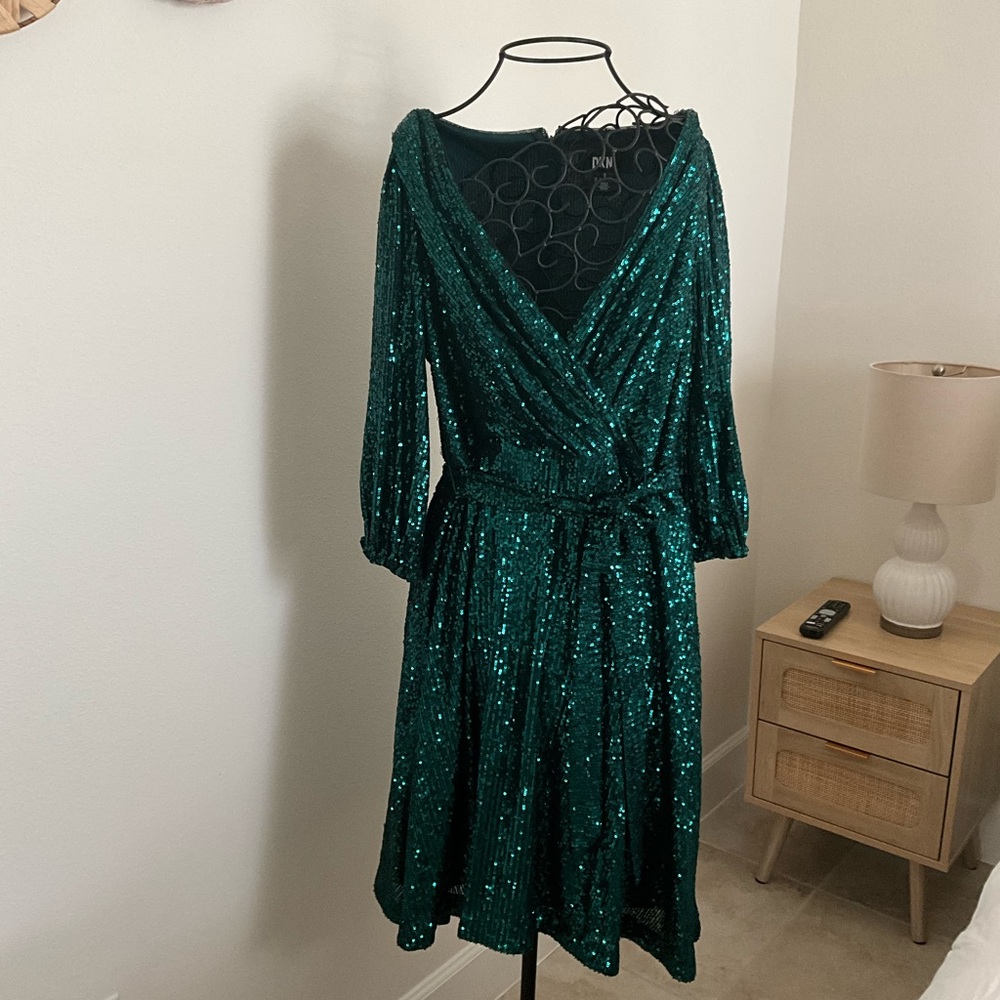 Dkny Green Fit and Flare Cocktail Dress size 12